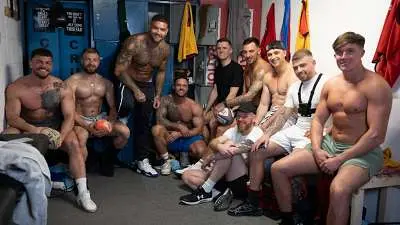 OnlyFans – Andy Lee & Friends – Locker Room Cum