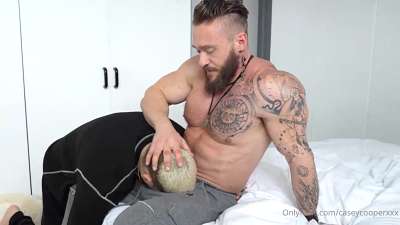 OnlyFans – Casey Cooper – Holliday Bam Worshipped