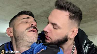 Citebeur – Hairy ass ready to get fucked by big cricumcized dick