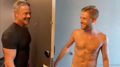 OnlyFans – Hotel Hook Up – Reece Scott, Riley Gray