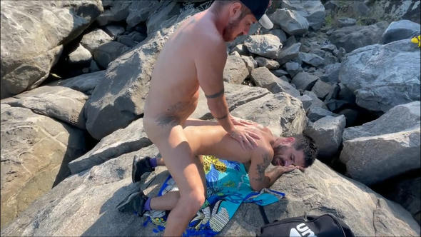 RFC – Beach Toy Two Men, One Hole – Fernando Brutto, Gabriel Paxxeco, Rick Paixao