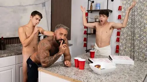 MEN – Panic! At The Frat House, Part 3 – Joey Mills & Ken Rock