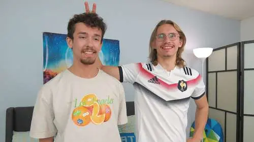 BrokeStraightBoys – Two Horny Naked Guys Alex Rise & Darron Bluu Have Raw Sex