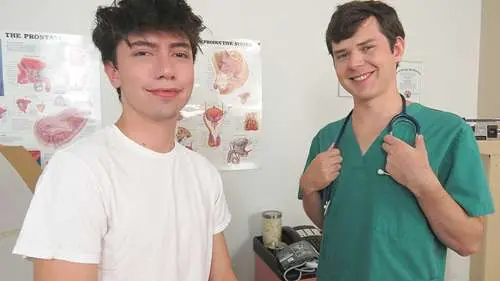 CollegeBoyPhysicals – Nurse Breeds The Hot Wrestler – Avery Beck & Dakota Lovell