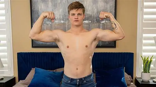 CorbinFisher – Ryan Puts On a Show
