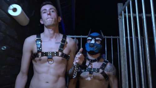 GayNetwork – Cage and public fucking – Alexis Tivoli, Sacha Handler